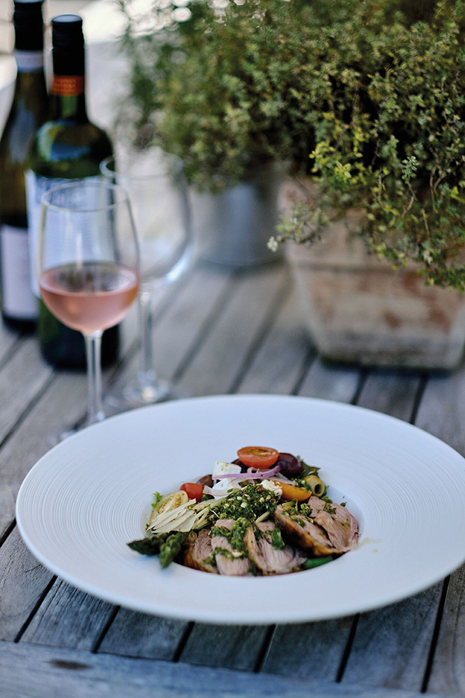 Main course with rosé wine